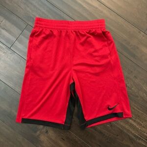 Nike Boys Dri-Fit red shorts. (2 SMALL SNAGS) XL